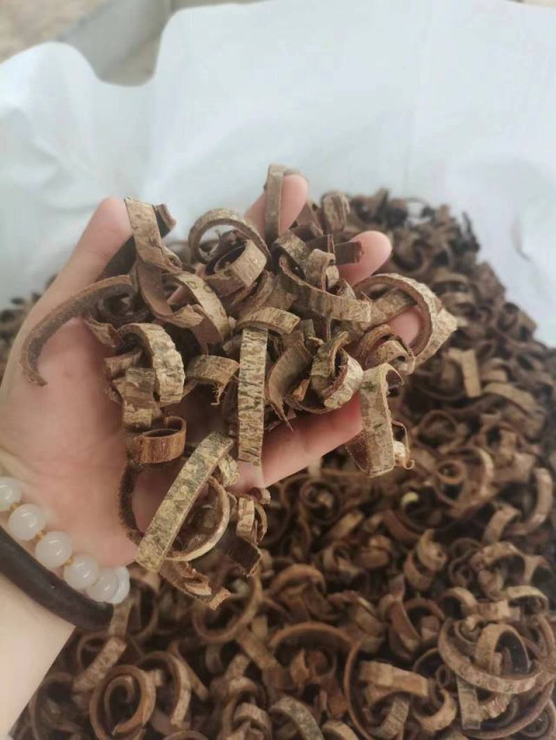 厚朴刮皮丝