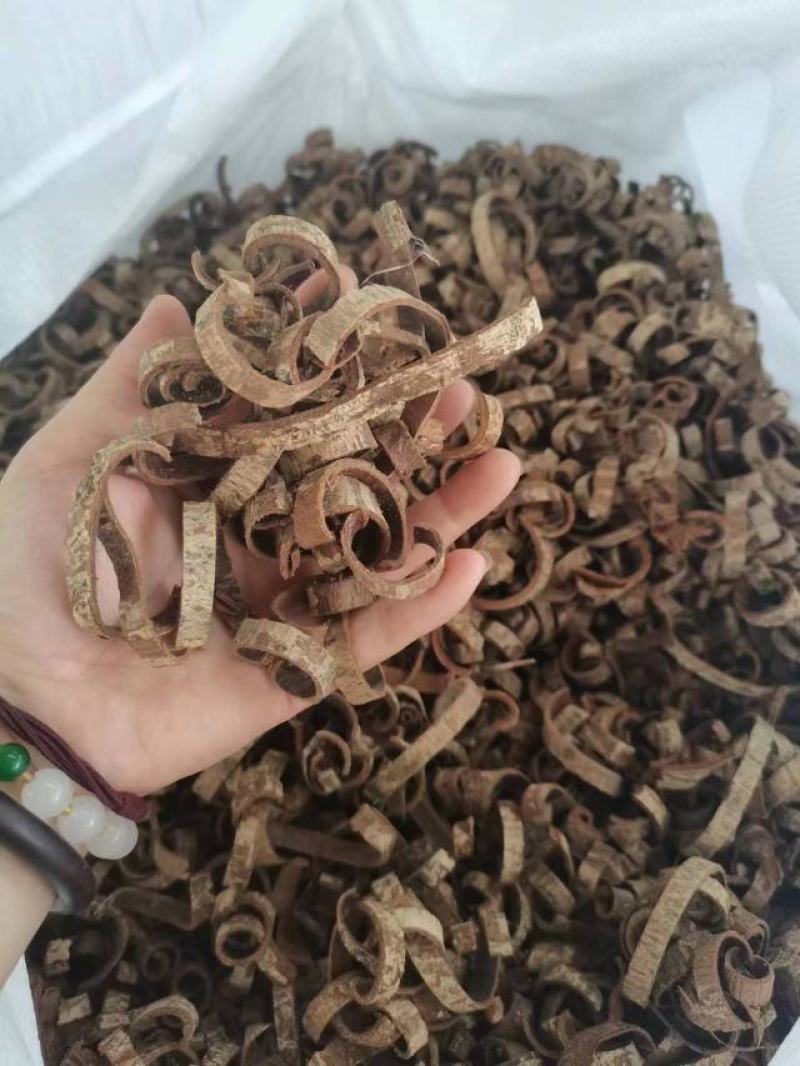 厚朴刮皮丝