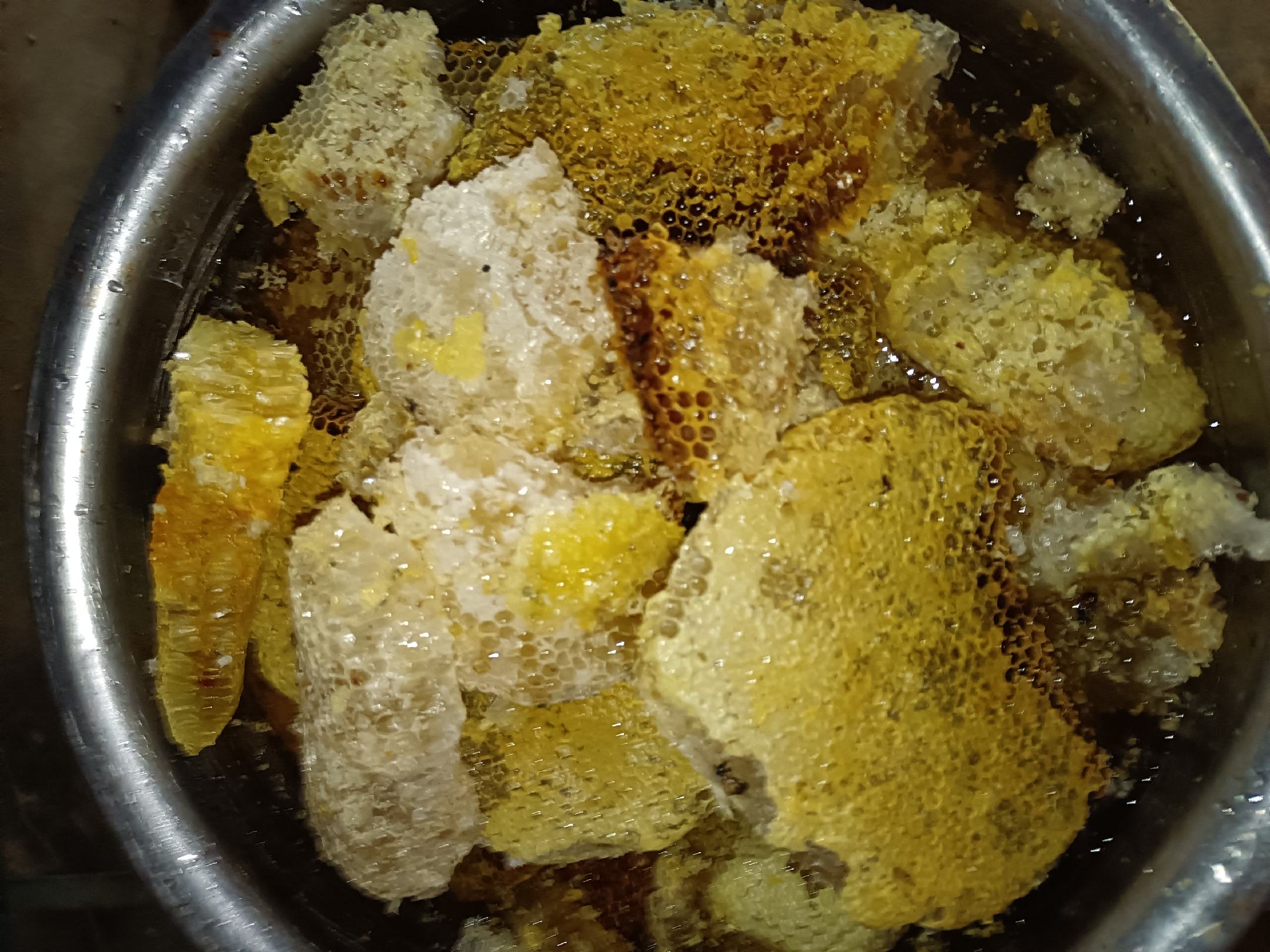 蜂蜜冲水与烘焙用途