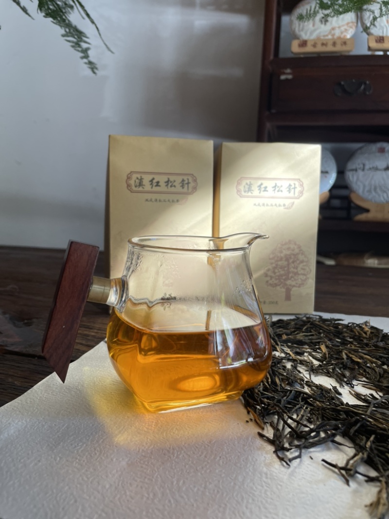 云南凤庆滇红茶松针好喝不贵产地直发