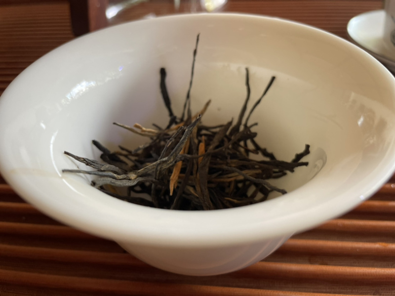 云南凤庆滇红茶松针好喝不贵产地直发