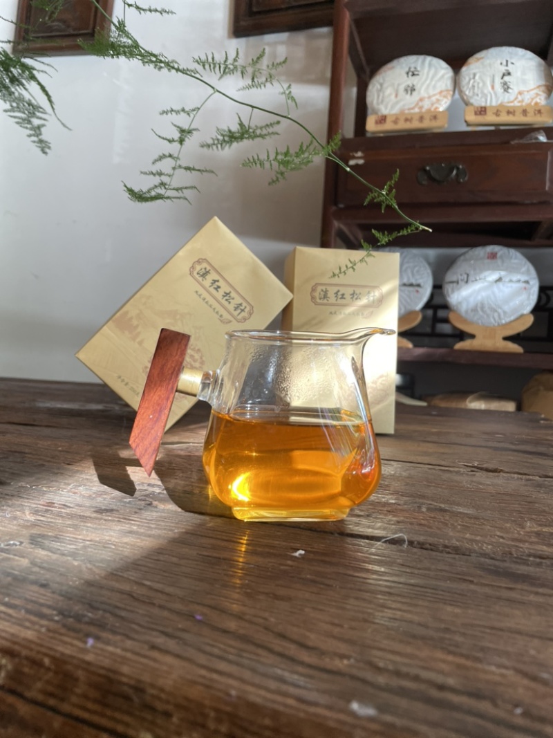 云南凤庆滇红茶松针好喝不贵产地直发
