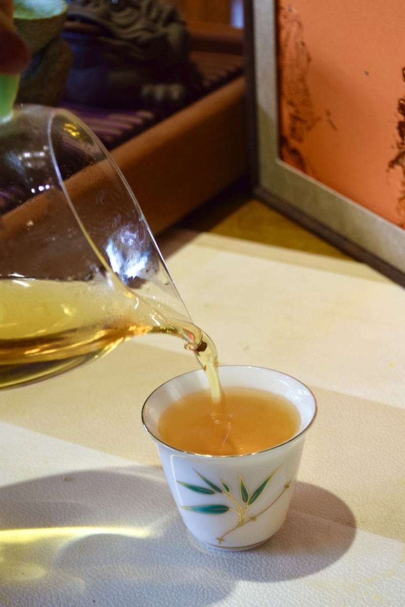 云南凤庆滇红茶正宗中国红特级250克/包邮！