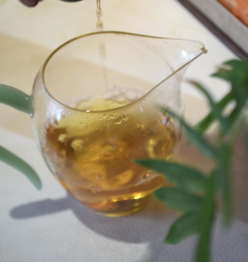 云南凤庆滇红茶正宗中国红特级250克/包邮！