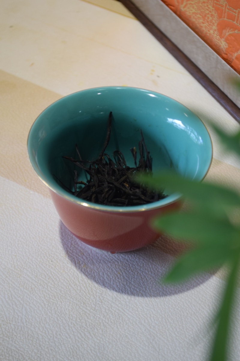云南凤庆滇红茶正宗中国红特级250克/包邮！