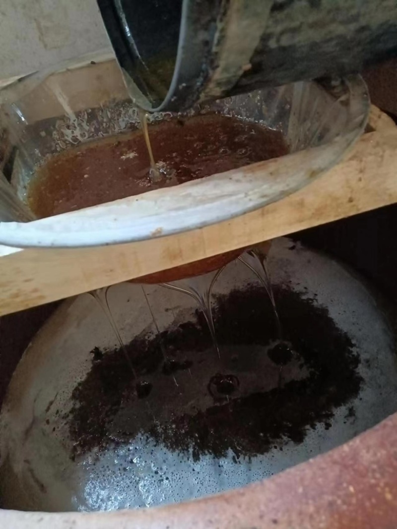 蜂蜜土蜂蜜我自家养殖的欢迎需要的老板电话联系