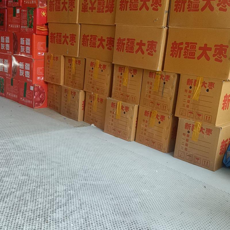 新疆大红枣现货现发口感甜可供商超欢迎进店