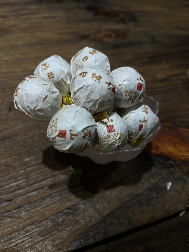 云南古树普洱茶品质厂家、普洱生茶百莺山古树龙珠