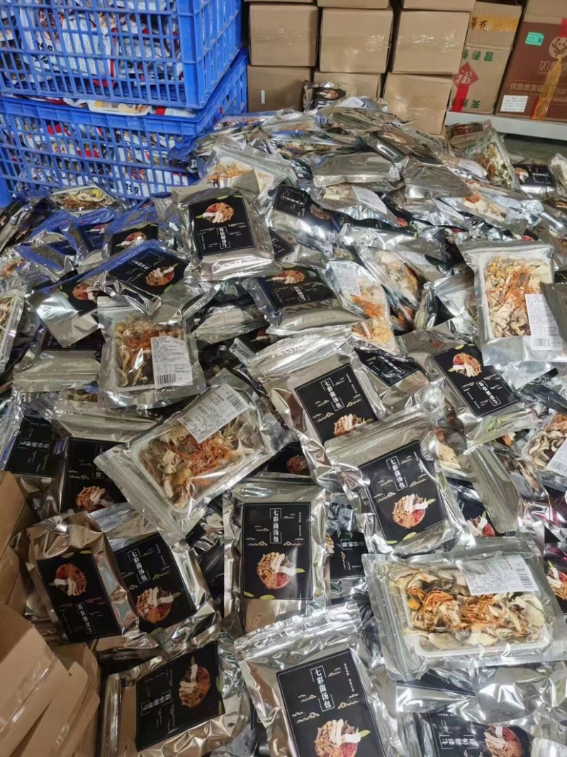 煲汤佳品各种菌菇组成的精品菌汤包好吃又美味