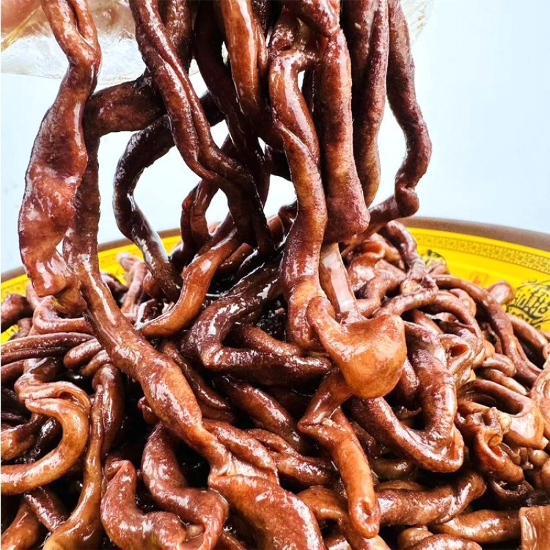 黑鸭鸭肠批发，一袋起发三袋包邮全国发货送货上门，
