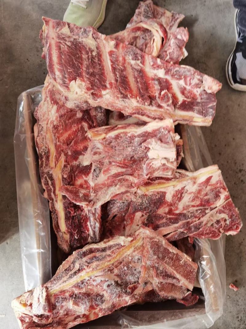 牛羽骨，肉多骨头小，带脆骨，口感细腻，出秤率高