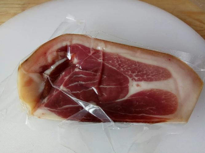 长白猪肉分割与包装