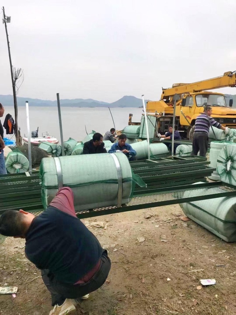 钢结构网箱水上平台大浮筒水上养殖网箱鱼蛙共养