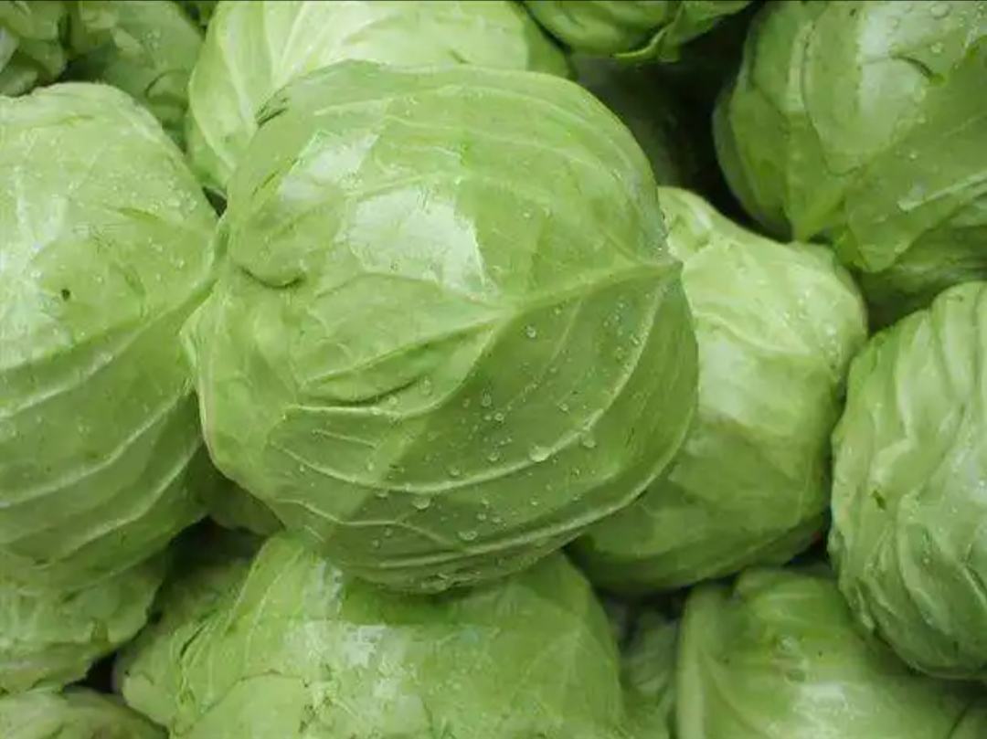 羽衣甘蓝蔬菜汁与热量对比图