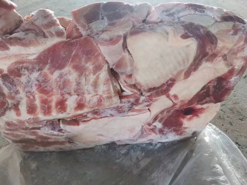 肥猪5/5大块比例碎肉，2.75一斤，能用联系我