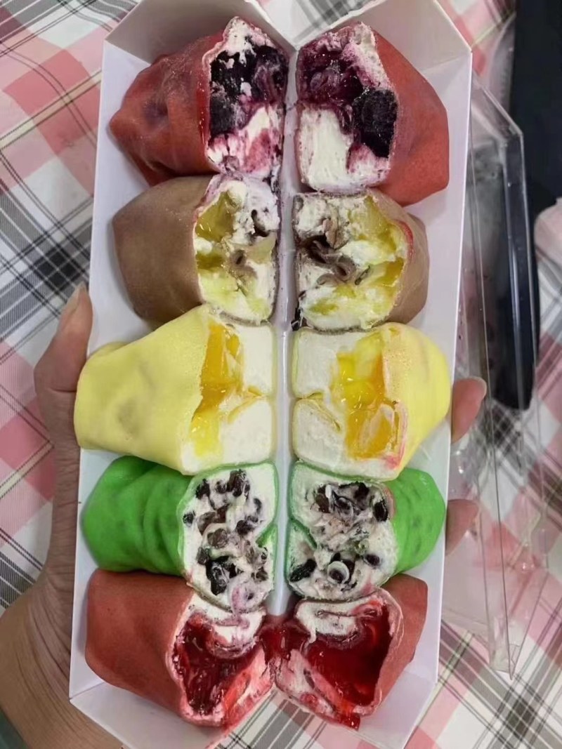 彩虹毛巾卷