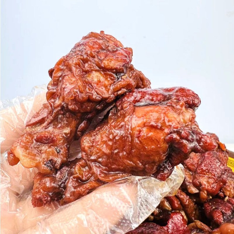 麻辣鸡小腿批发，一袋起发三袋包邮全国发货送货上门，