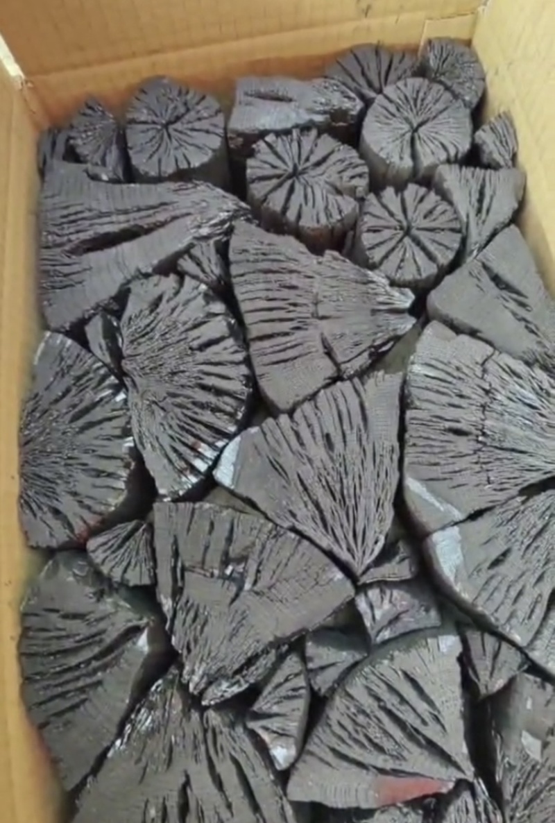 精品青冈菊花炭大量有货品质保证厂家直发欢迎订购