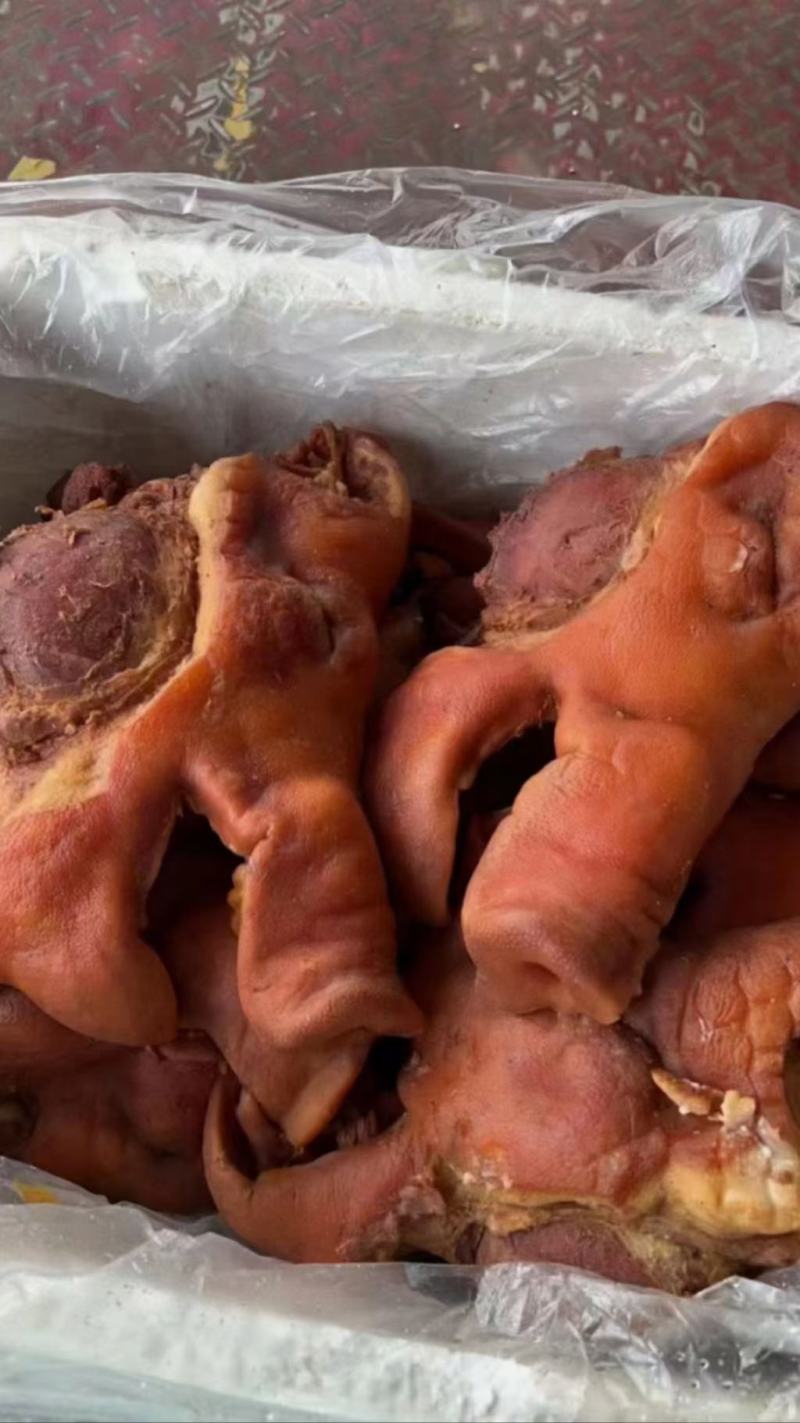 全猪头肉，一件60斤，一手货源价格便宜，需要的联系