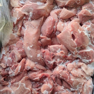 肥猪母猪碎肉，精碎，正二八，三七，四六，正倒都有