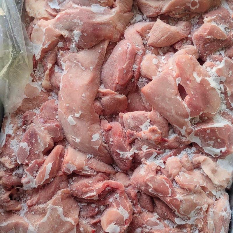 肥猪母猪碎肉，精碎，正二八，三七，四六，正倒都有