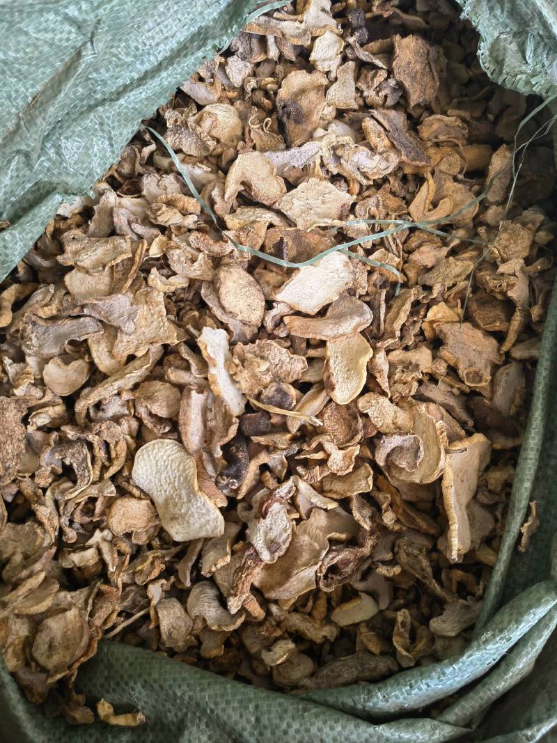 滇黄精片云南滇黄精片统货滇黄精片