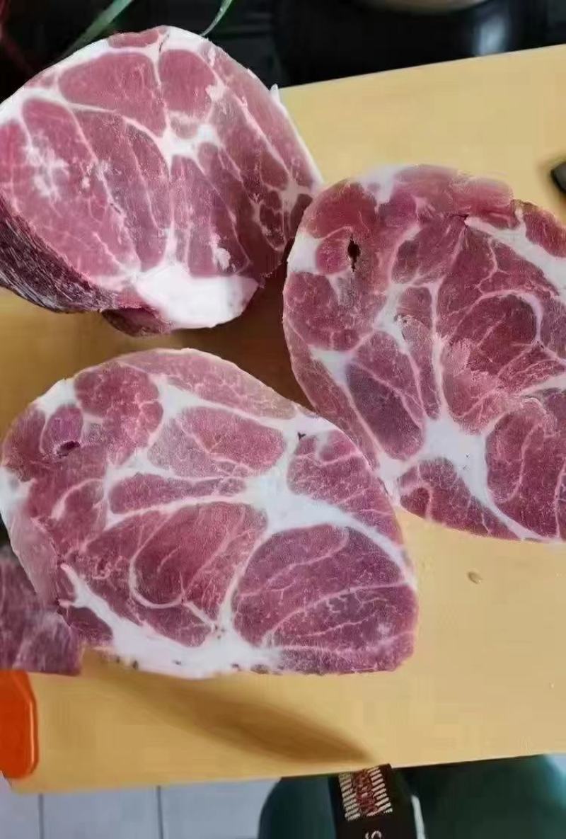 一号肉猪肉梅花肉。大量有货欢迎咨询，实地看货。厂家发货