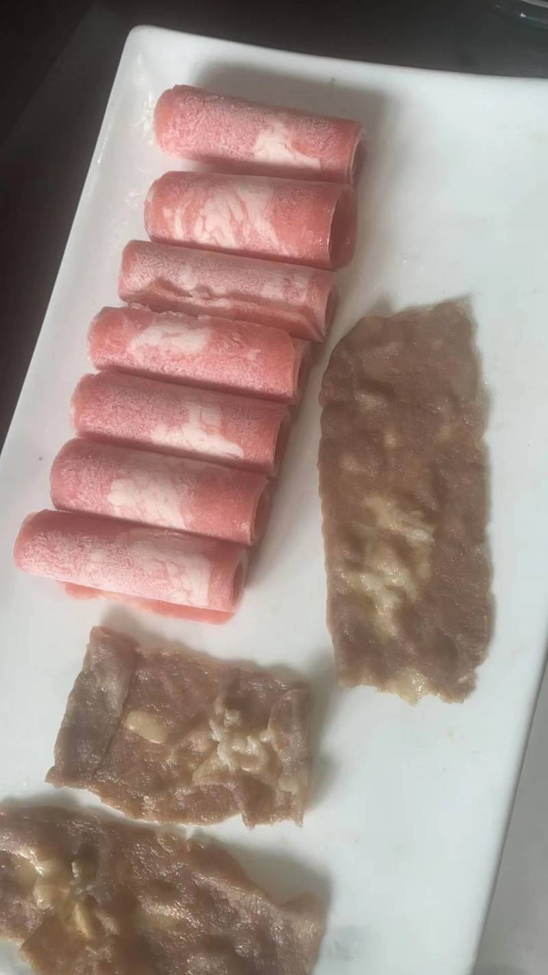 雪花鸭肉板质量保证，不散不碎，肉感好，颜色好，大量供应