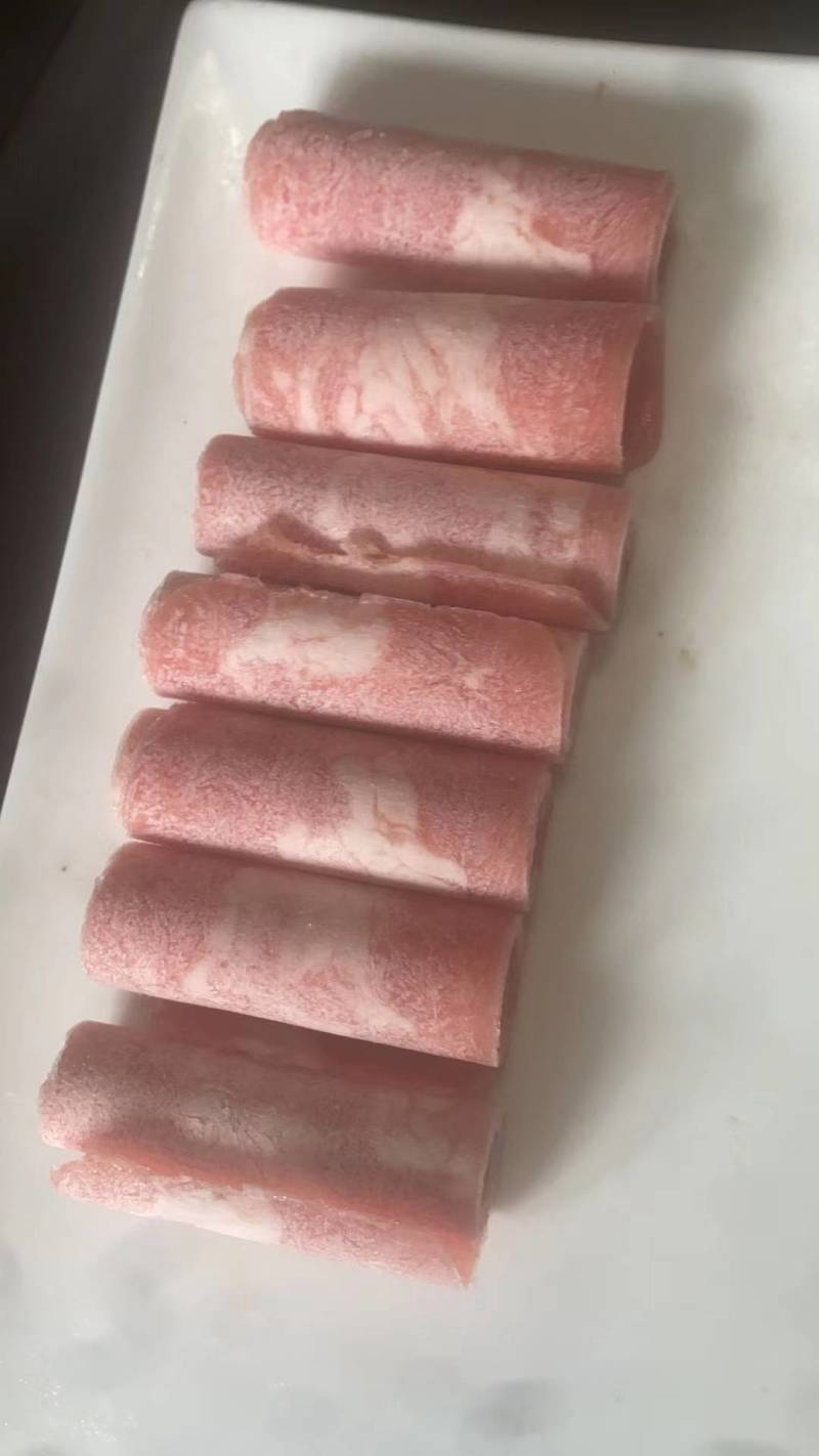 雪花鸭肉板质量保证，不散不碎，肉感好，颜色好，大量供应