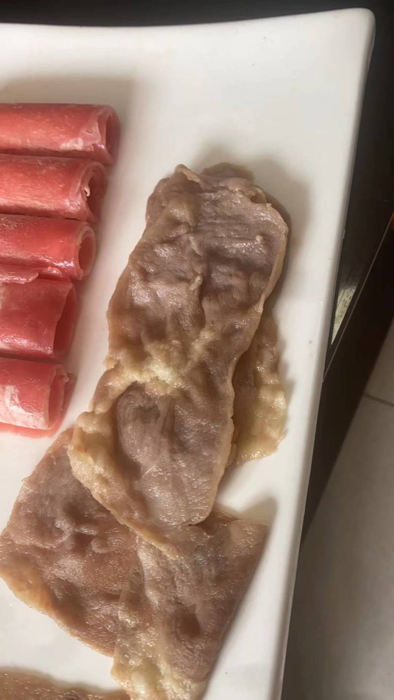 雪花鸭肉板质量保证，不散不碎，肉感好，颜色好，大量供应