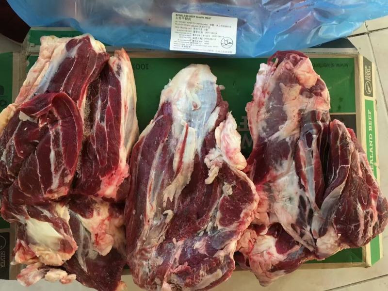 【精品】牛腱子肉基地直供全国冷链发货质量保证有需致电看货