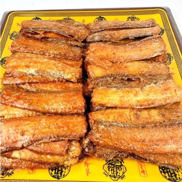 麻辣带鱼段批发，一袋起发，三袋包邮，全国发货，送货上门