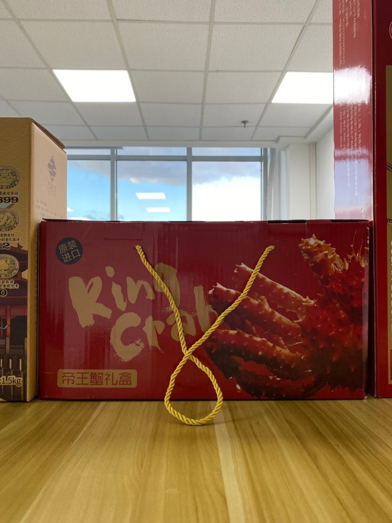 顺丰包邮，帝王蟹多规格有货顺丰包邮，还配礼盒