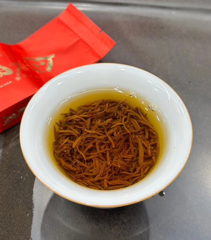 金骏眉茶叶武夷山红茶新茶小罐装茶250克花蜜香送礼包邮