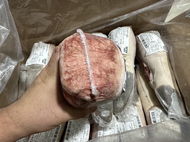 国产清真黑毛和牛牛舌，纯干排酸，适合日料店烧肉店铁板烧！