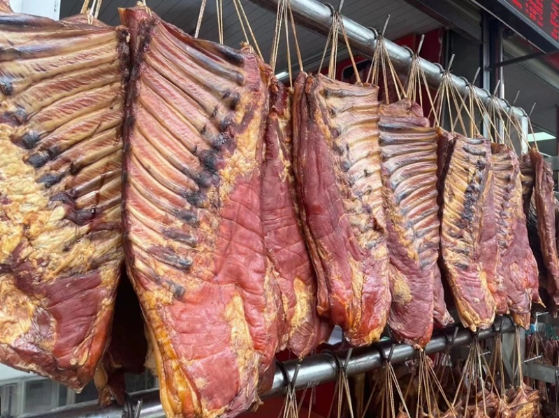 【腊排骨】烟熏带皮中方肉（麻辣味五香原味）量大从优