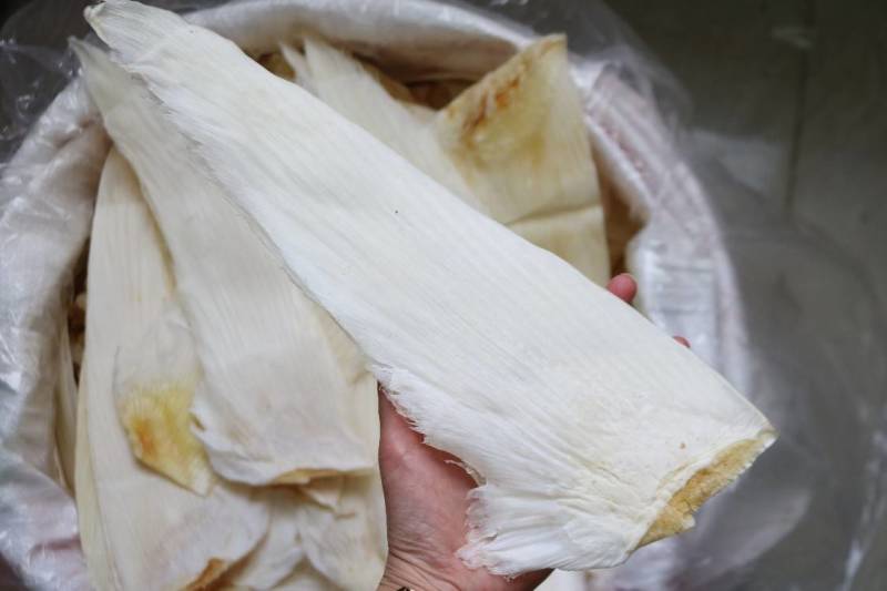 牙拣规格齐全98干度，头全部是干手平头鱼翅颜色好西班牙货