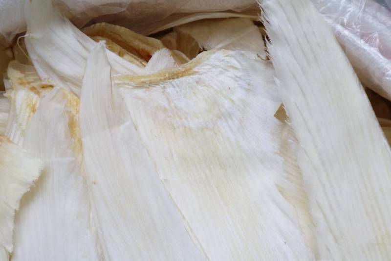 牙拣规格齐全98干度，头全部是干手平头鱼翅颜色好西班牙货