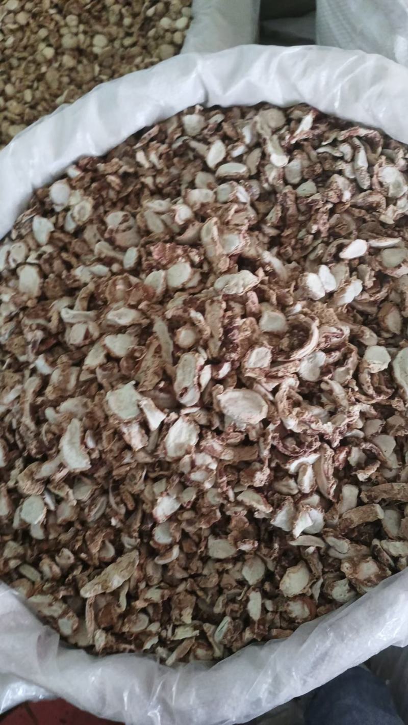 山奈批发零售各种规格香料，大料，八角，桂皮，接定配方打粉