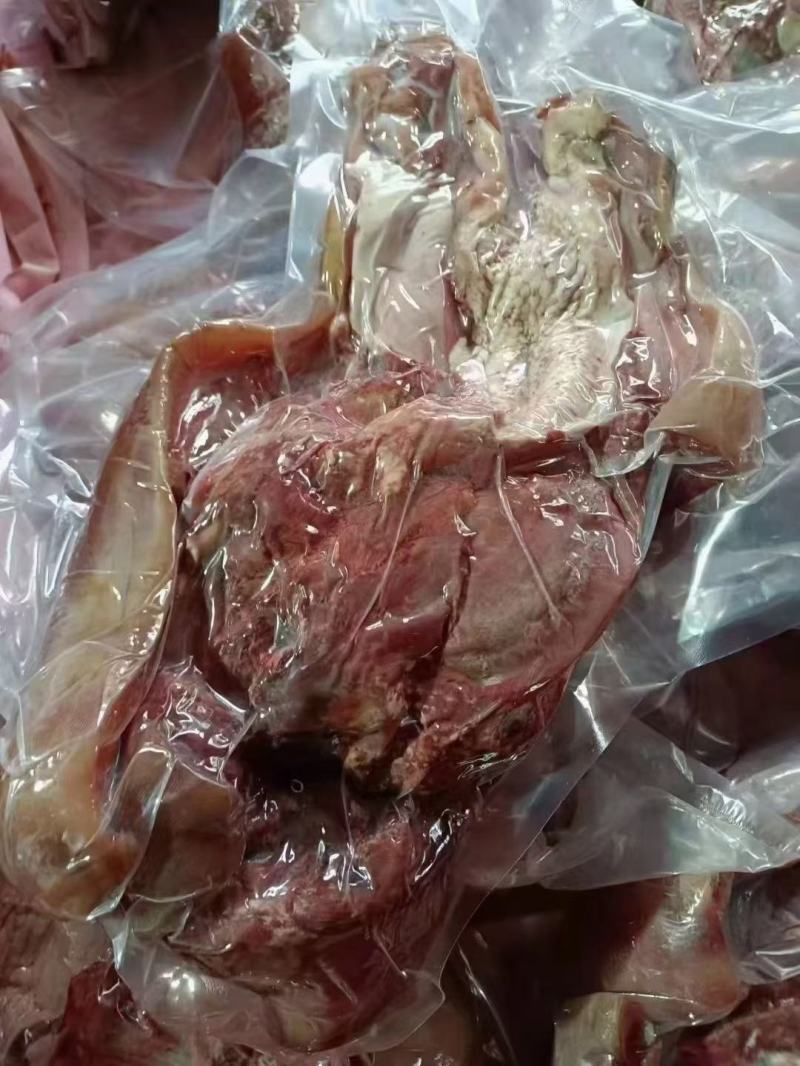 原味牛头肉，精修去油去淋巴，五香带皮牛头肉，厂家直销！！