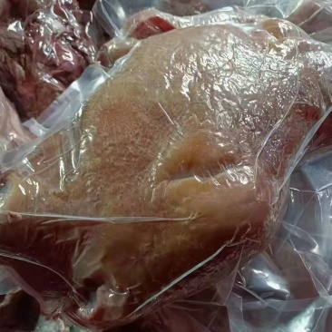 原味牛头肉，精修去油去淋巴，五香带皮牛头肉，厂家直销！！