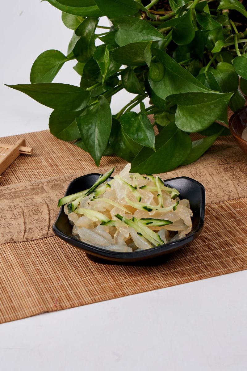 精品海蜇丝320g30包装