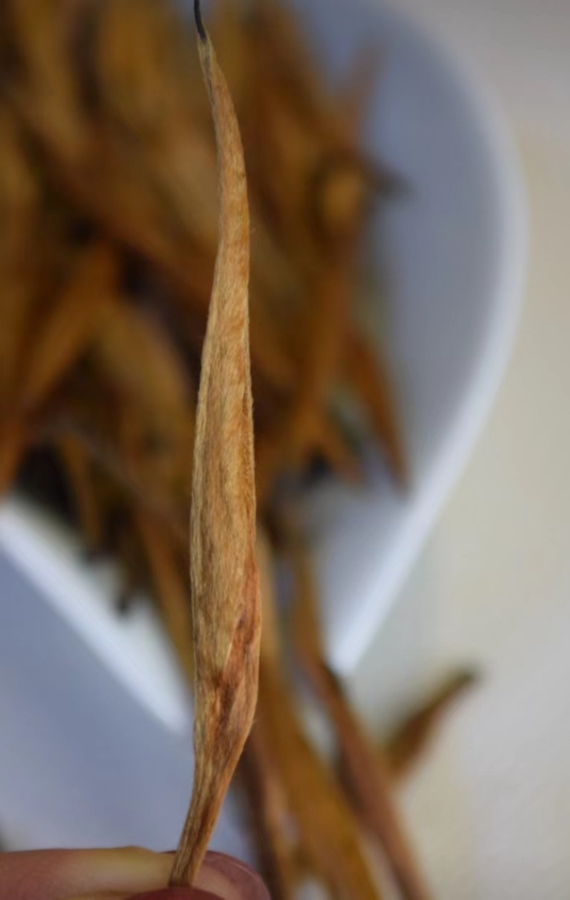 云南滇红凤庆红茶滇红金针厂地直销