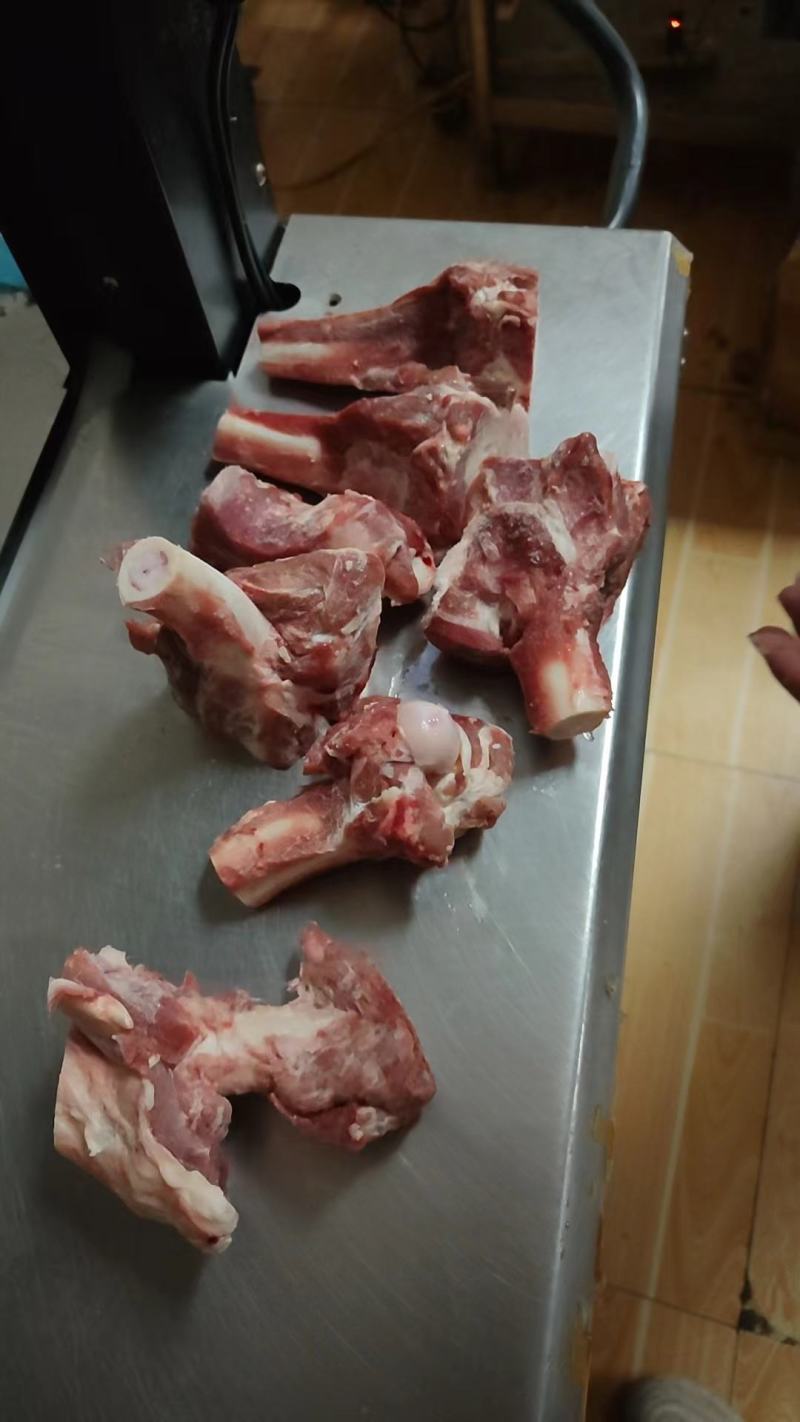 国产羔羊棒骨
