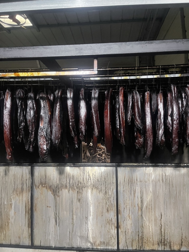黑色烟熏二刀腊肉（腊肉香肠源头工厂一手货源量大从优）