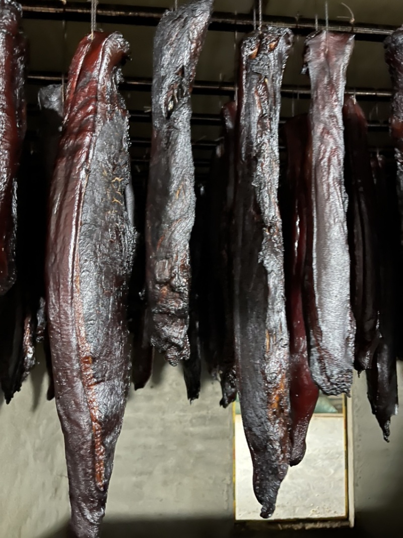 黑色烟熏二刀腊肉（腊肉香肠源头工厂一手货源量大从优）