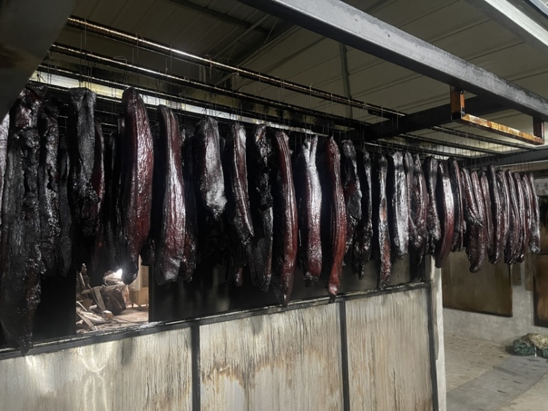 黑色烟熏二刀腊肉（腊肉香肠源头工厂一手货源量大从优）