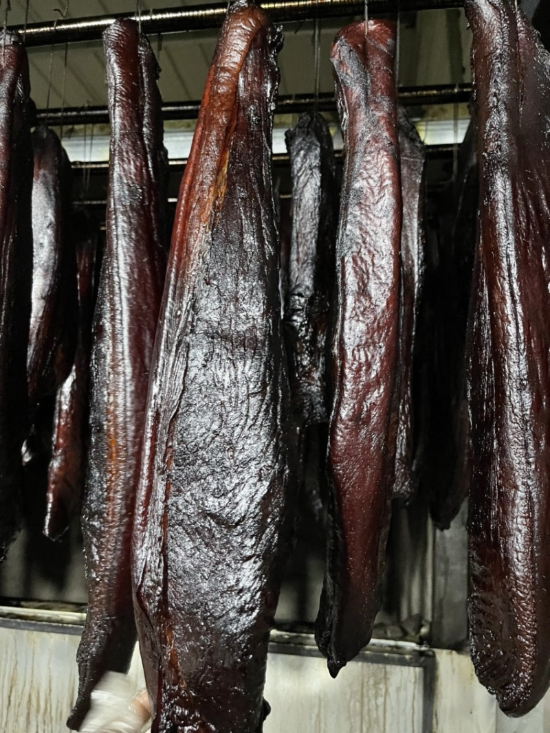 黑色烟熏二刀腊肉（腊肉香肠源头工厂一手货源量大从优）