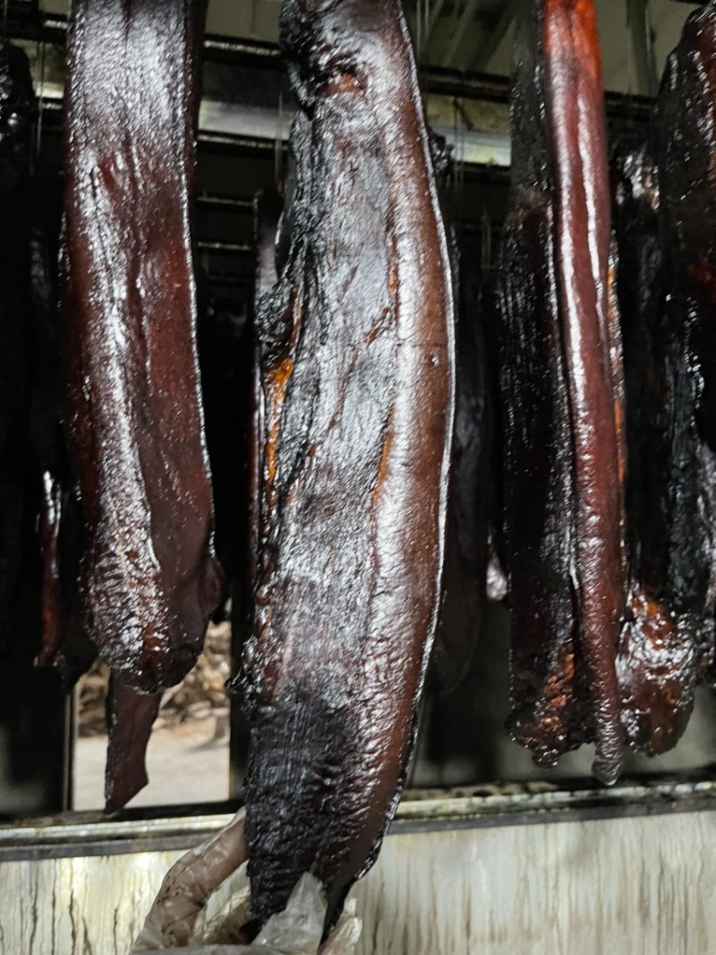 黑色烟熏二刀腊肉（腊肉香肠源头工厂一手货源量大从优）
