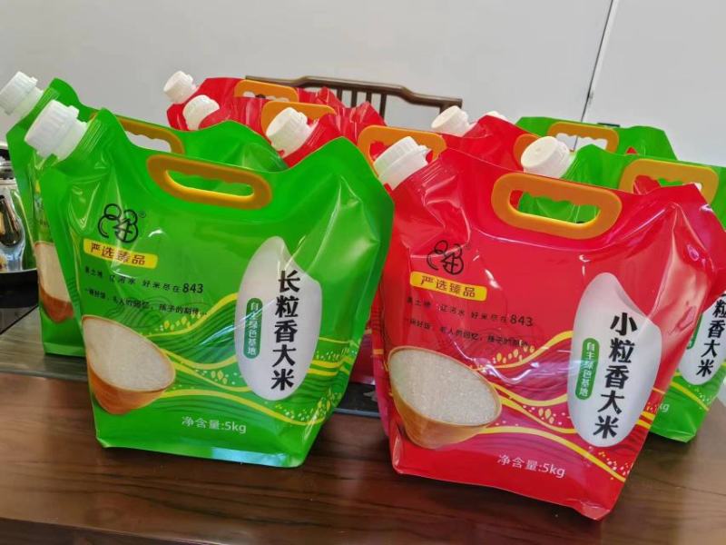 83品牌大米新包装大米上市了，应需求，各种精美包装多元化
